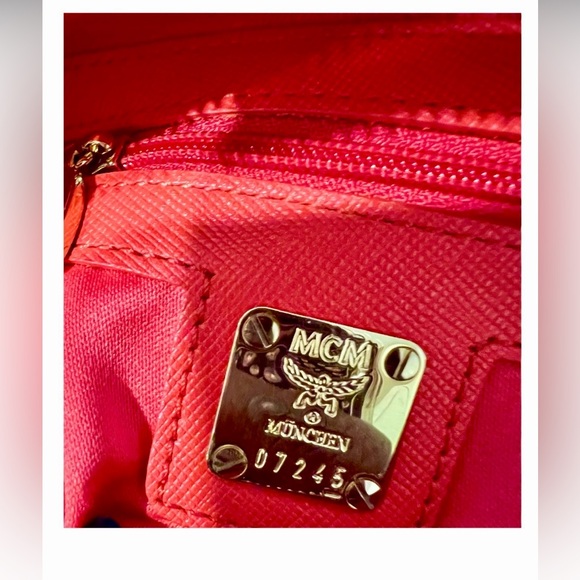 MCM Orange Leather Satchel Gold Hardware - Authentic Vintage - Picture 10 of 11